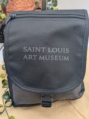 Saint‎ Louis Art Museum Small Messenger Bag Crossbody Black Adjustable Strap